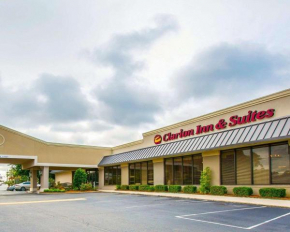 Гостиница Clarion Inn & Suites Dothan South  Дотан